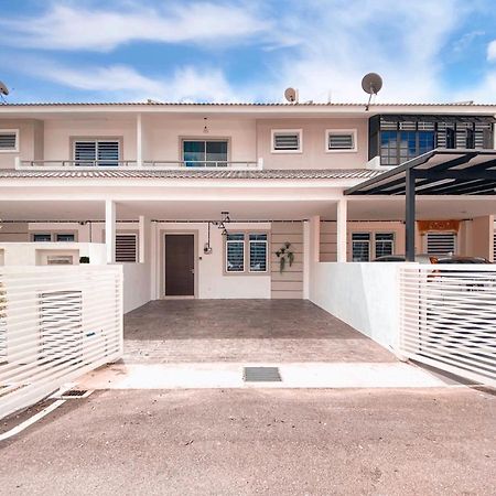 Golden Sweet Home @ Ch Golden Hills คาเมรอนไฮแลนด์ ภายนอก รูปภาพ